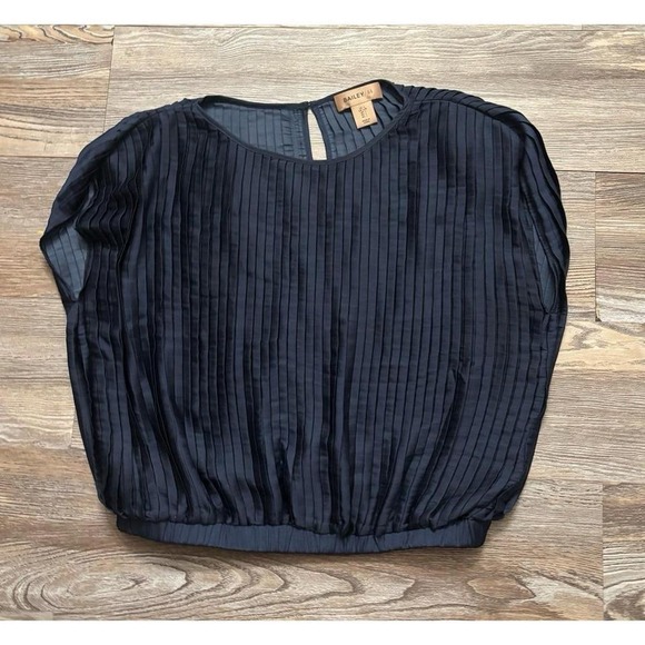 Bailey 44 Tops - Bailey 44 satin pleated blouse top size‎ large